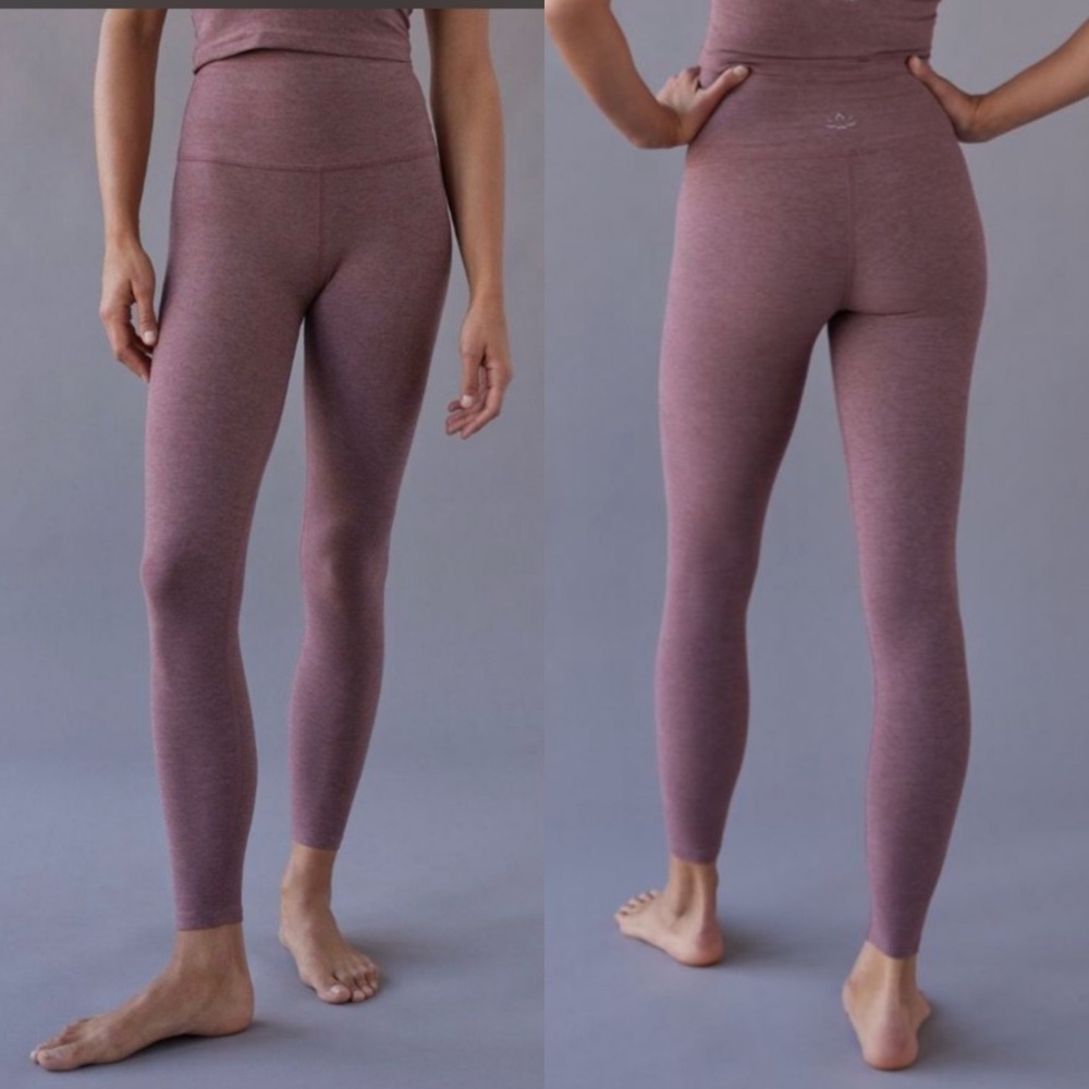 NWT Beyond Yoga Mauve High Waisted Leggings
